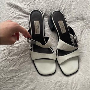 White heeled sandals - small heel, size 8 (runs a little small)
